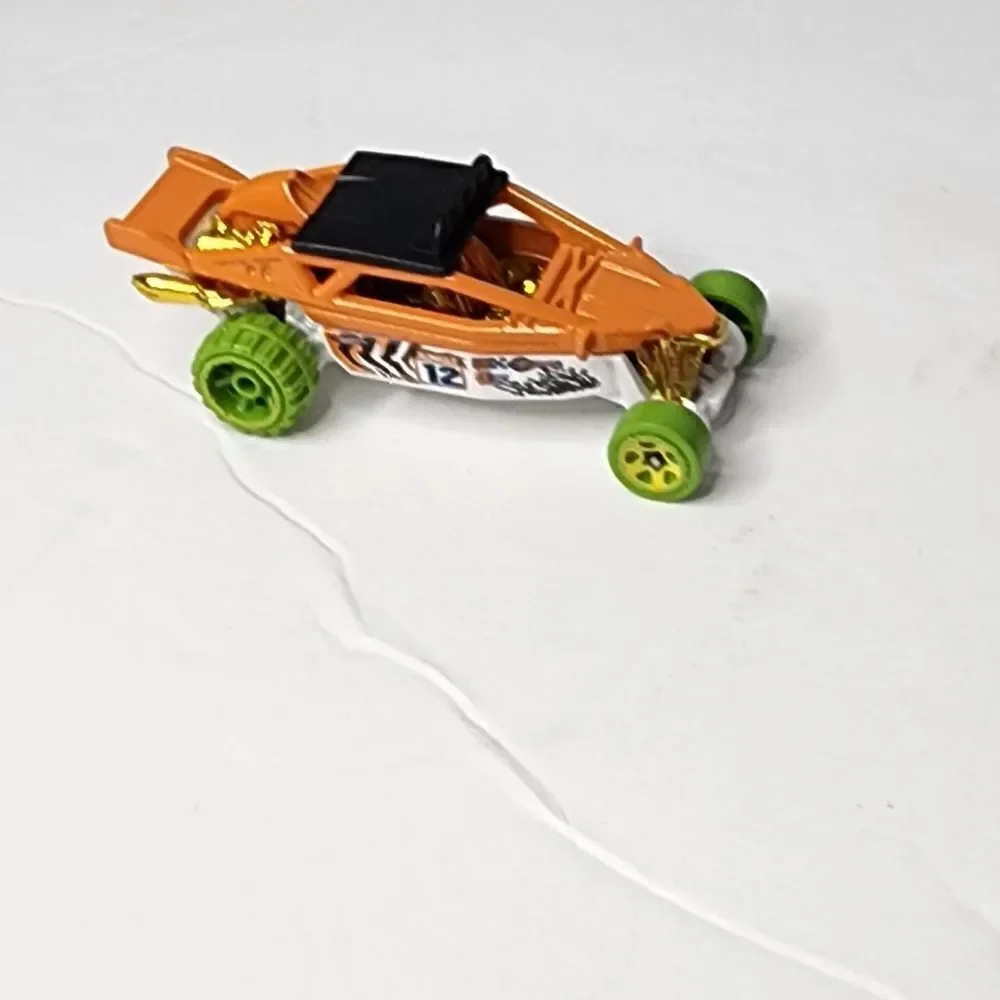 2012 Hot Wheels Dune It Up Orange Buggy Jungle Rally (Thailand E37)